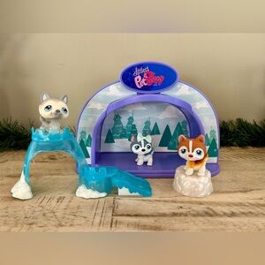 Vintage Littlest Pet Shop Huksy Lot